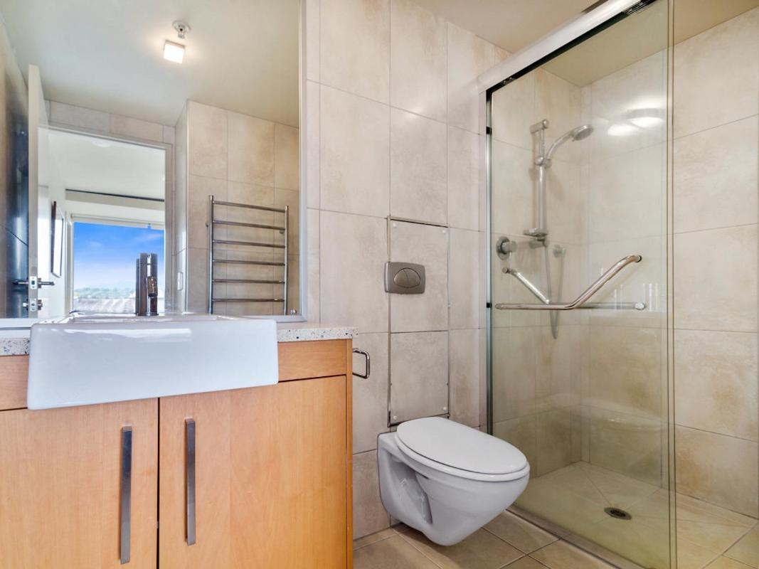 Relax On Roberts - Taupo Holiday Home Buitenkant foto