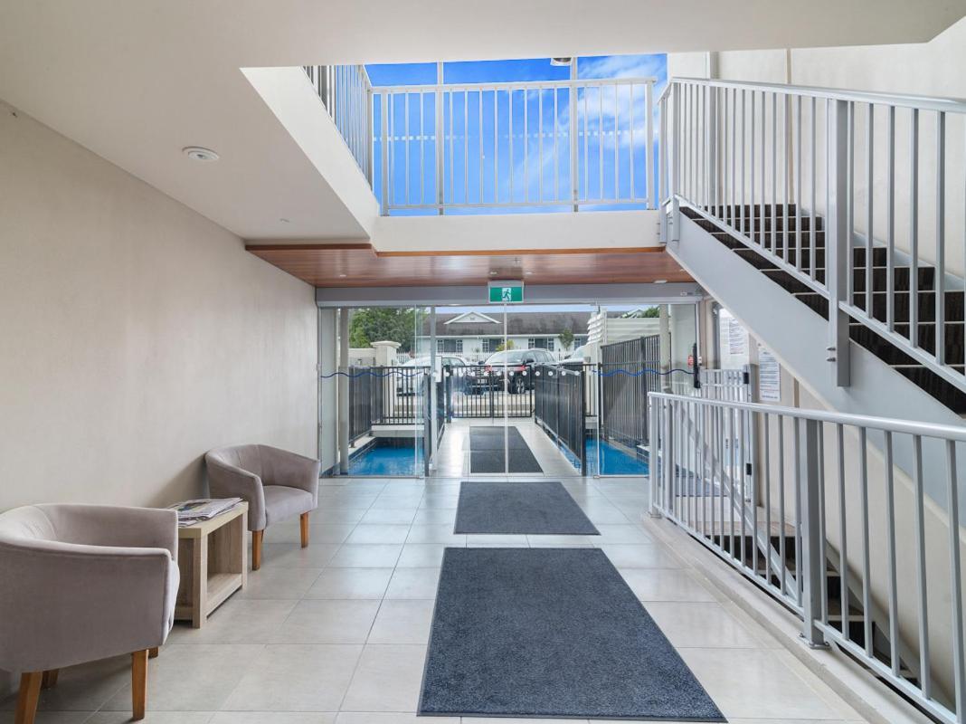 Relax On Roberts - Taupo Holiday Home Buitenkant foto